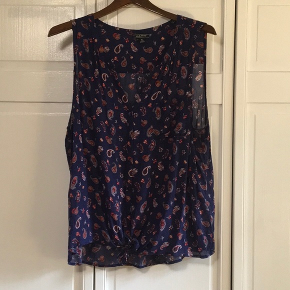 Tie-front Lucky Brand Top - Picture 1 of 7